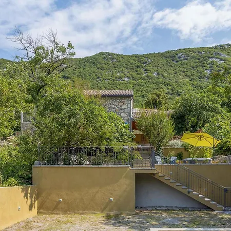 Cozy In With Jacuzzi Vikendica Veli Dol